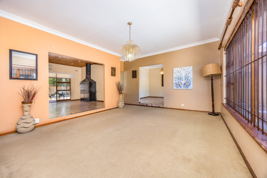 5 Bedroom Property for Sale in Soneike Western Cape